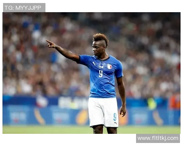 大鼻子足球巨星传奇:从天赋异禀到世界巅峰的成长之路 大鼻子足球巨星传奇:从天赋异禀到世界巅峰的成长之路