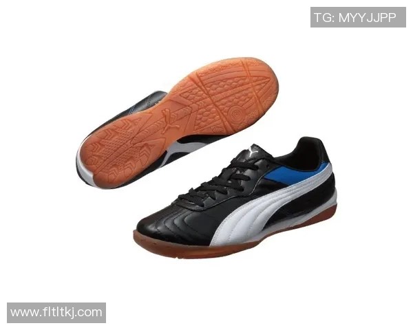 球星定制足球鞋袋图案展示 精致设计引领运动时尚潮流 球星定制足球鞋袋图案展示 精致设计引领运动时尚潮流